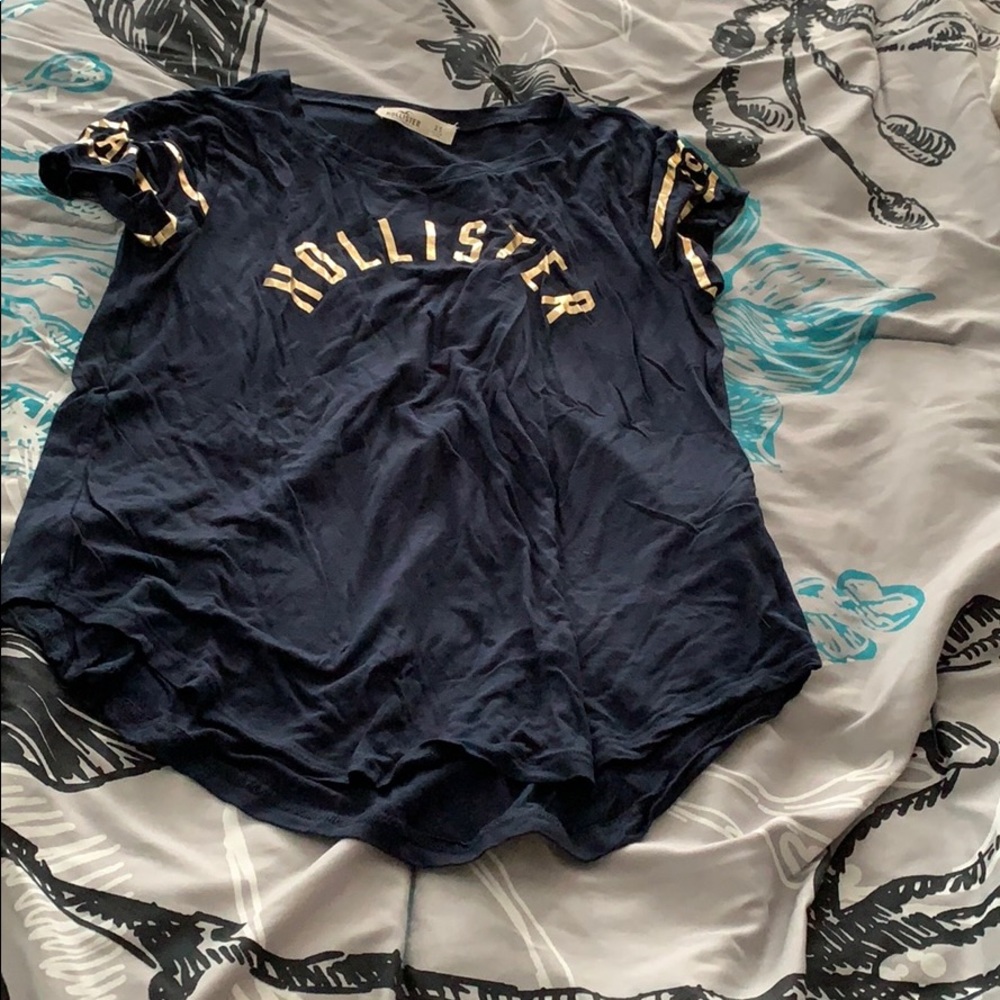 Hollister shirt